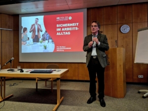 20250523_183907 (002)-min-min (2)_0